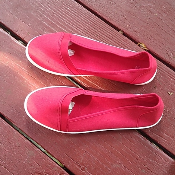 Sandles - Picture 3 of 3